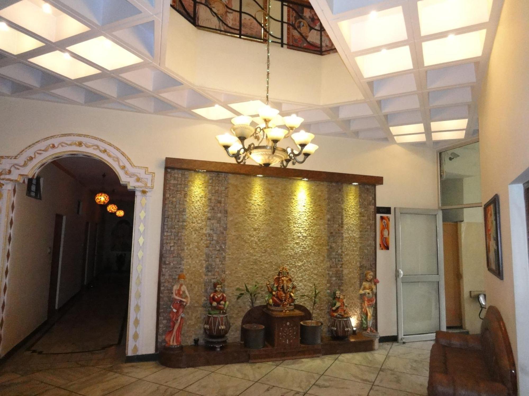 אגרה Hotel Taj Plaza, Vip Road, Agra מראה חיצוני תמונה