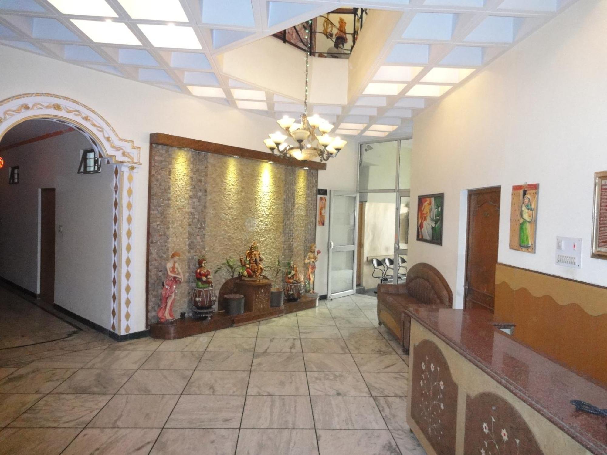 אגרה Hotel Taj Plaza, Vip Road, Agra מראה חיצוני תמונה