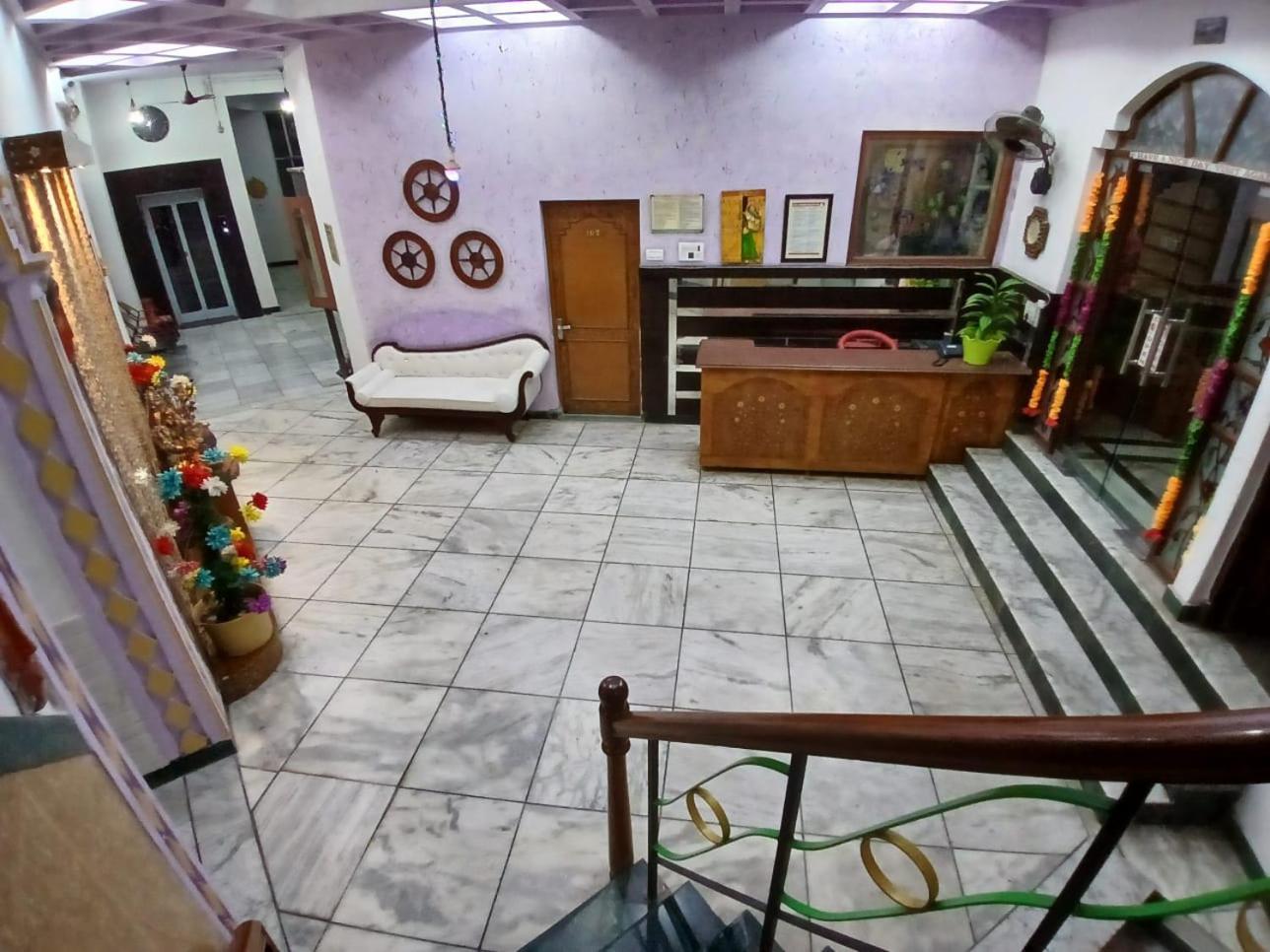 אגרה Hotel Taj Plaza, Vip Road, Agra מראה חיצוני תמונה