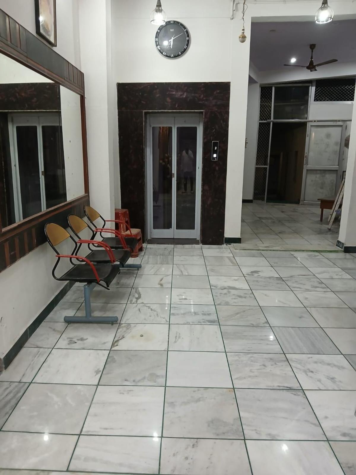 אגרה Hotel Taj Plaza, Vip Road, Agra מראה חיצוני תמונה