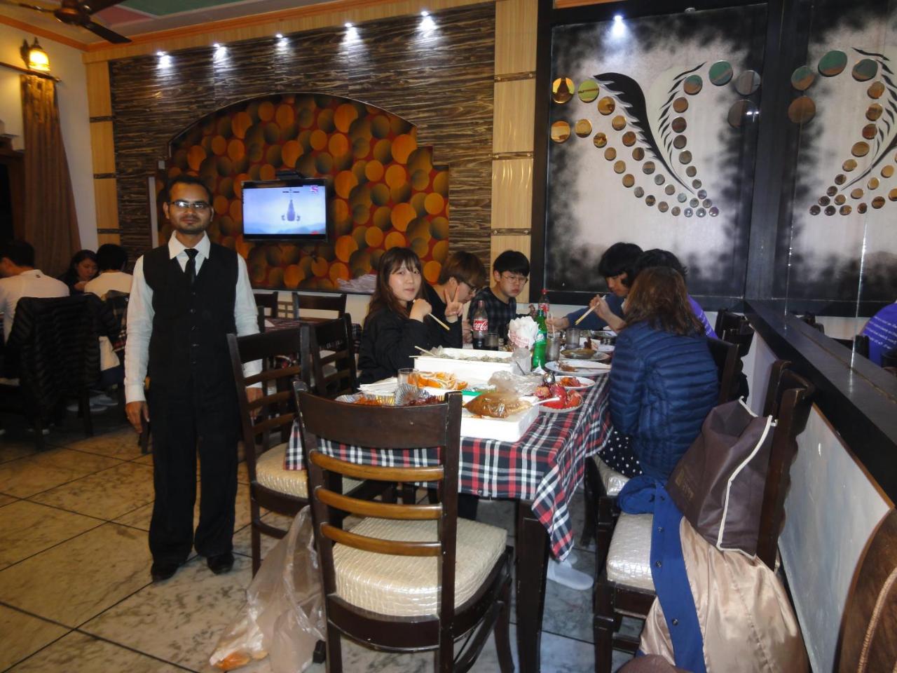 אגרה Hotel Taj Plaza, Vip Road, Agra מראה חיצוני תמונה